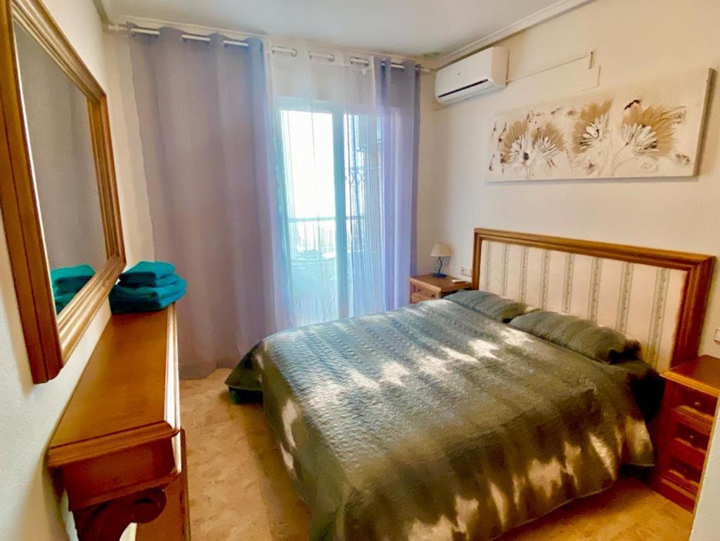 Esmeralda Torrevieja Buitenkant foto